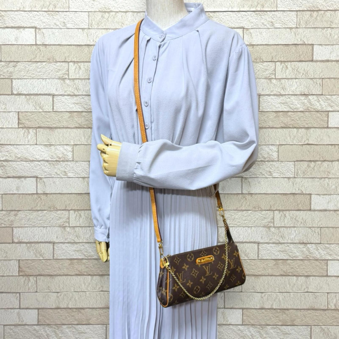 LOUIS VUITTON ルイヴィトン エヴァ モノグラム ショルダーバッグ