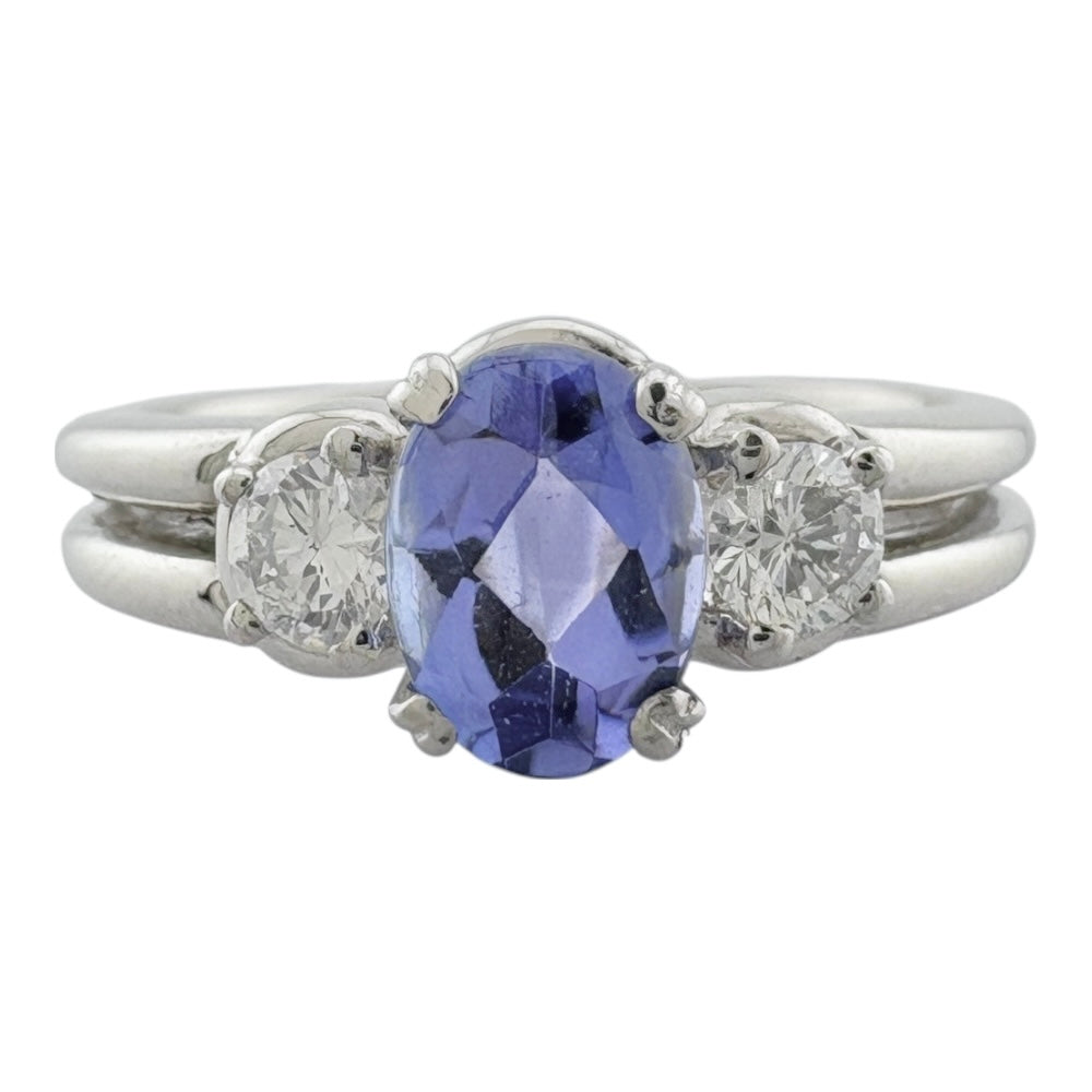 鑑定済み 本物 上品 プラチナ pt900 リング 指輪 指輪 PT900 プラチナ 天然石 ティアラモチーフのデザインリング