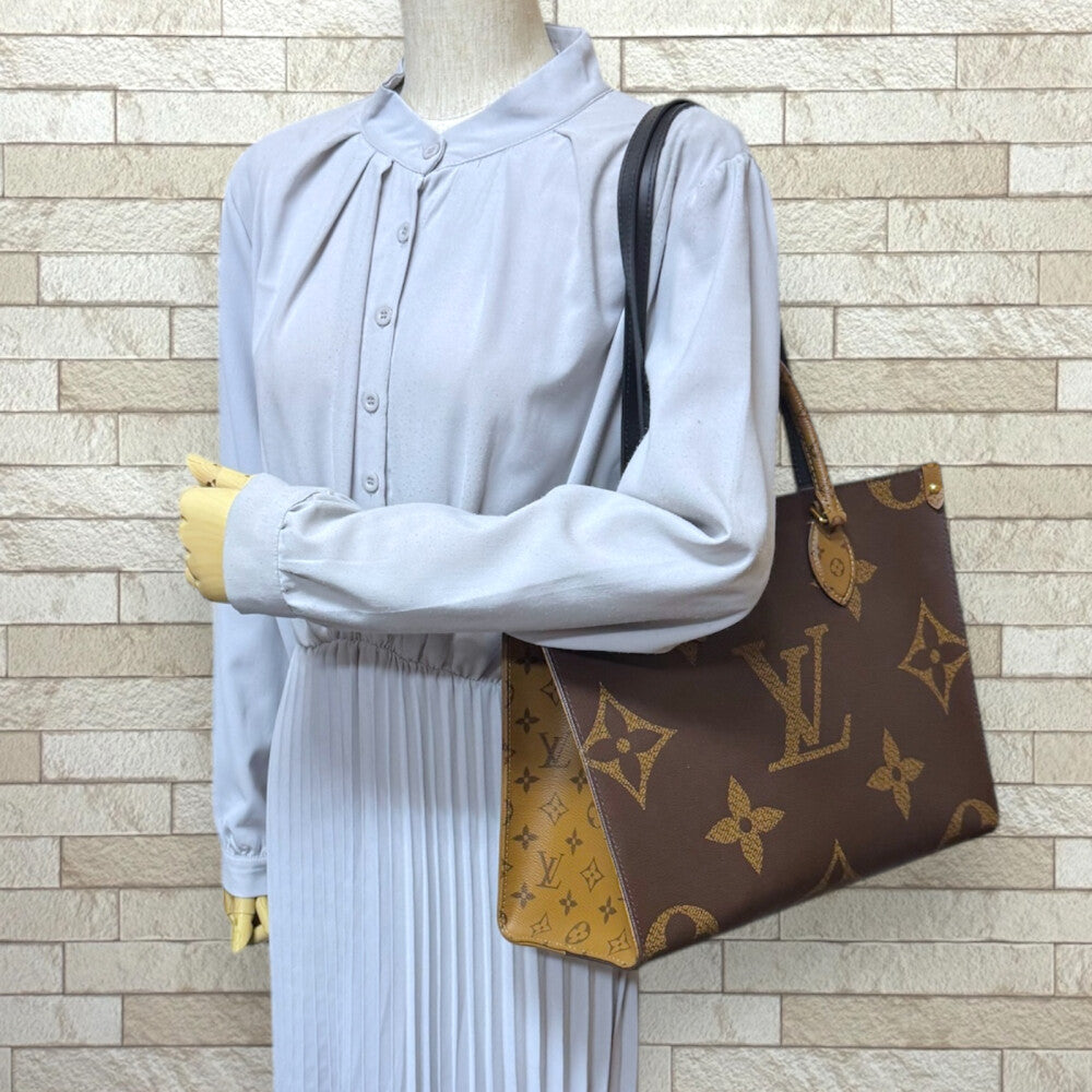 LOUIS VUITTON ルイヴィトン オンザゴーMM モノグラム