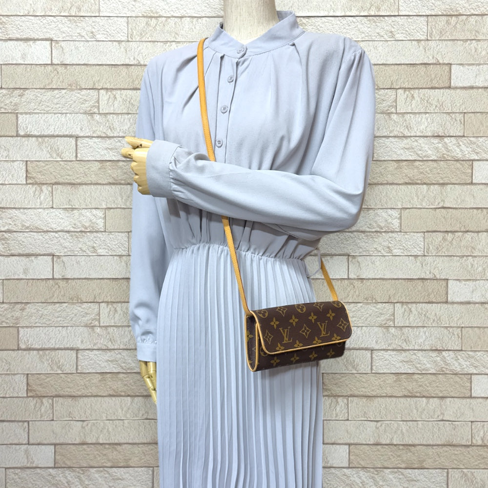 LOUIS VUITTON ルイヴィトン ポシェットツインPM モノグラム