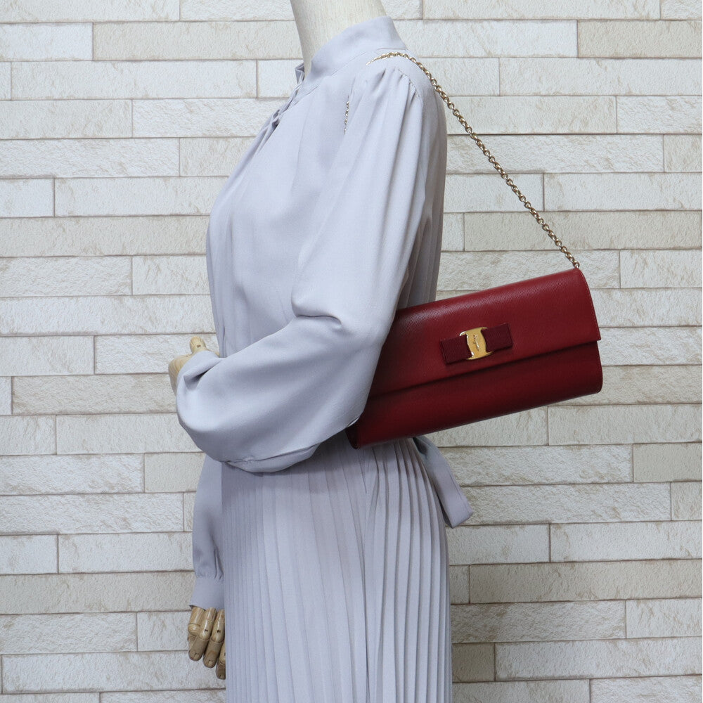 フェラガモ　SalvatoreFerragamo　革ショルダー　未使用　紅色 楽天市場】サルヴァトーレフェラガモ ヴァラリボン チェーンショルダー