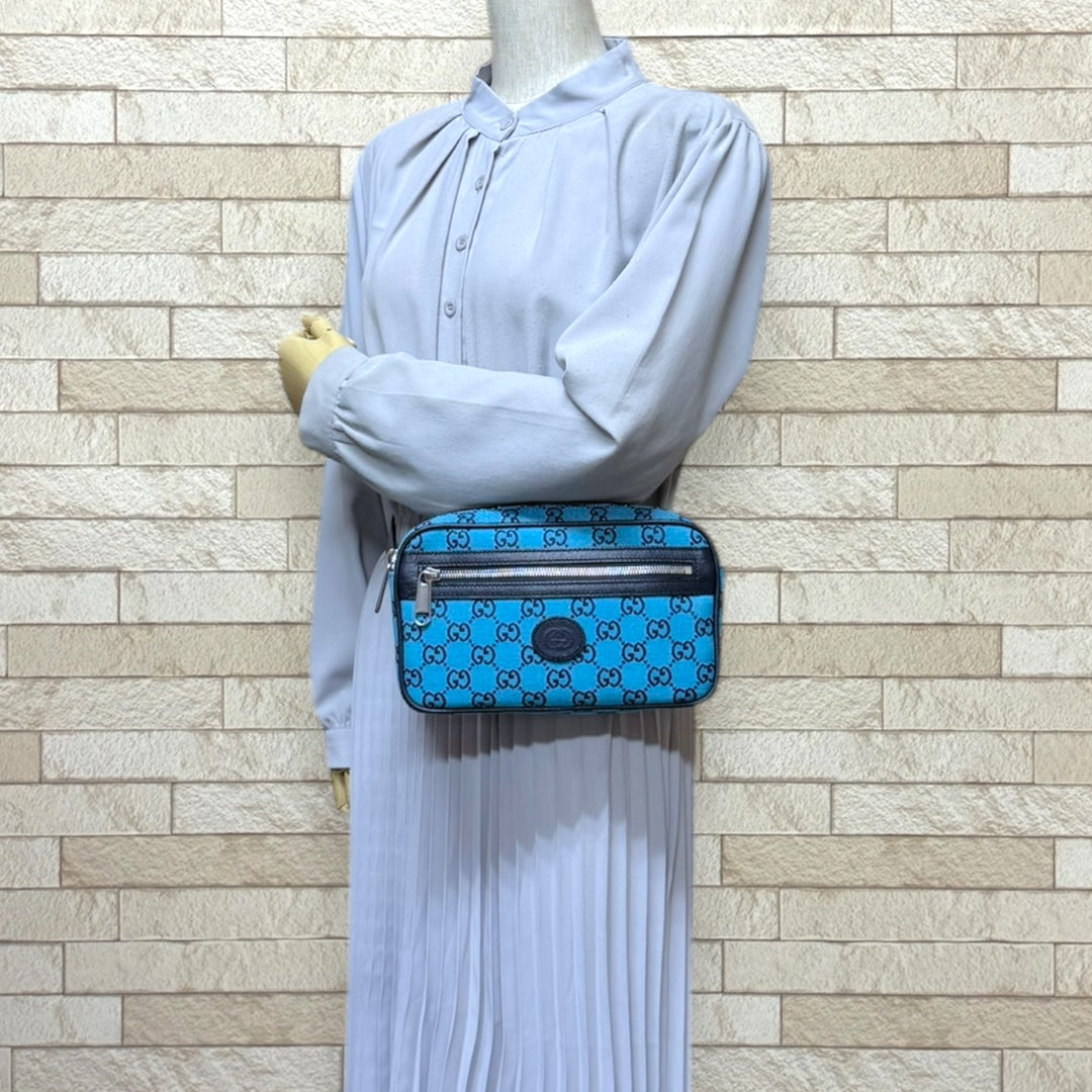 GUCCI グッチ GGキャンパス ウエストバッグ GGキャンバス ブルー