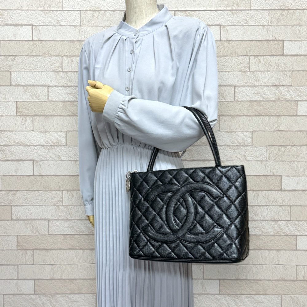 CHANEL シャネル 復刻トート トートバッグ キャビアスキン ブラック