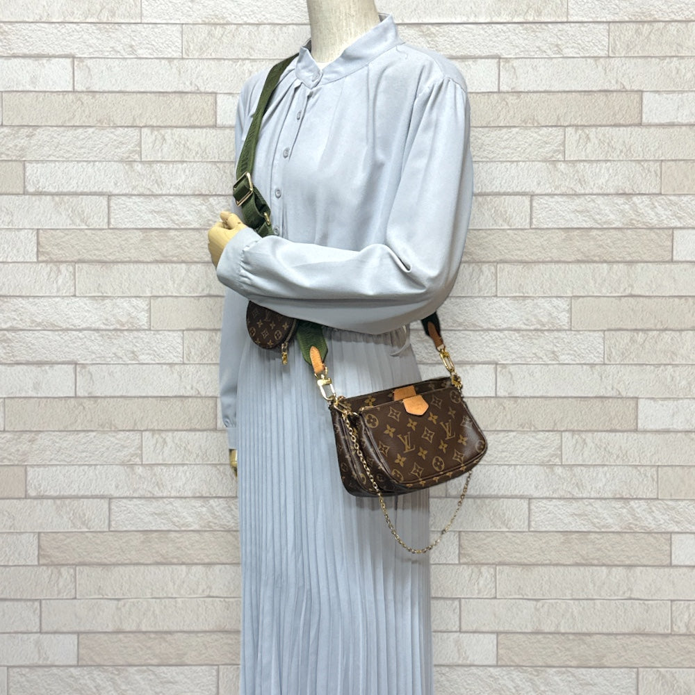 ルイヴィトン ミュルティ ポシェット アクセソワール モノグラム グリーン ミュルティ・ポシェット・アクセソワール モノグラム｜ルイ・ヴィトン