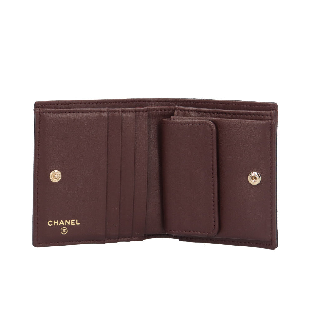 CHANEL シャネル ココマーク マトラッセ 二つ折り財布 キャビアスキン