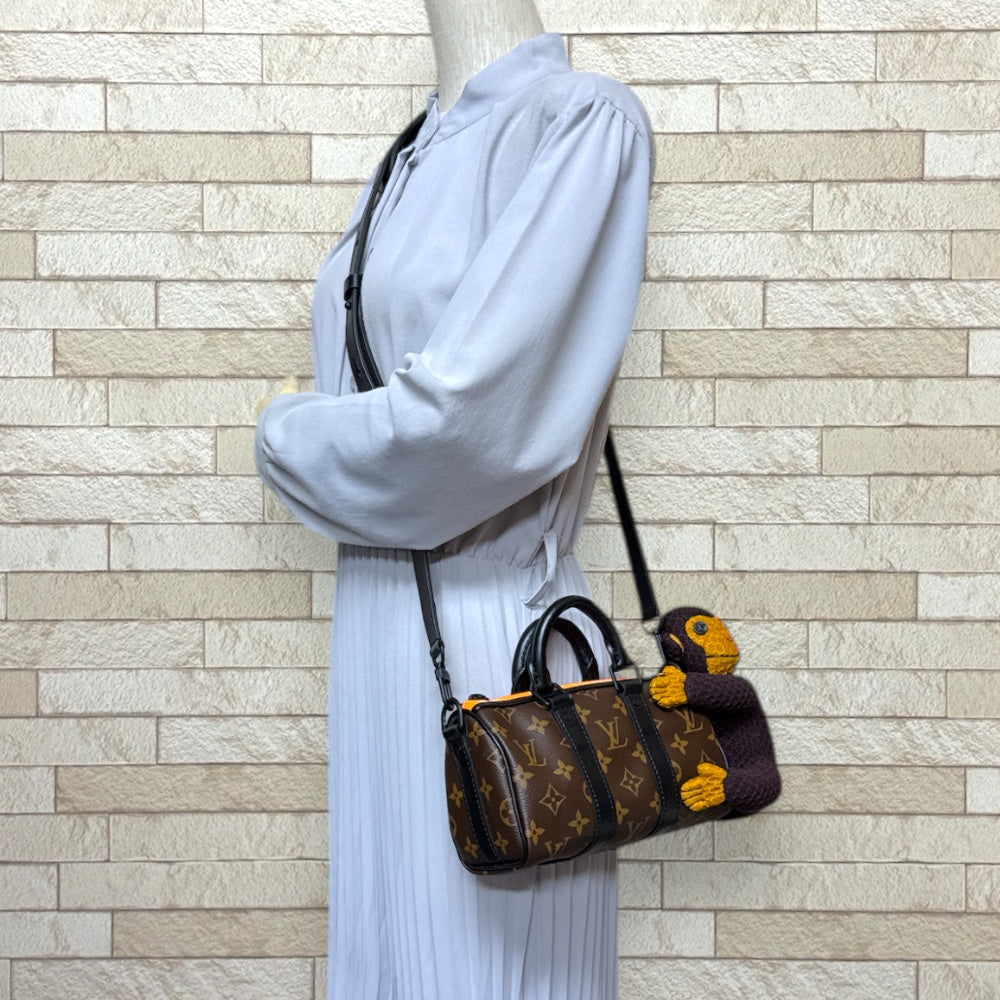 LOUIS VUITTON ルイヴィトン キーポルXS LVフレンド ショルダーバッグ