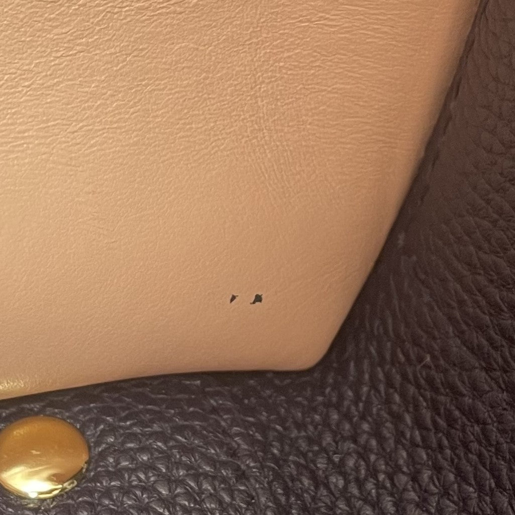 Salvatore Ferragamo サルヴァトーレフェラガモ エイミー トート