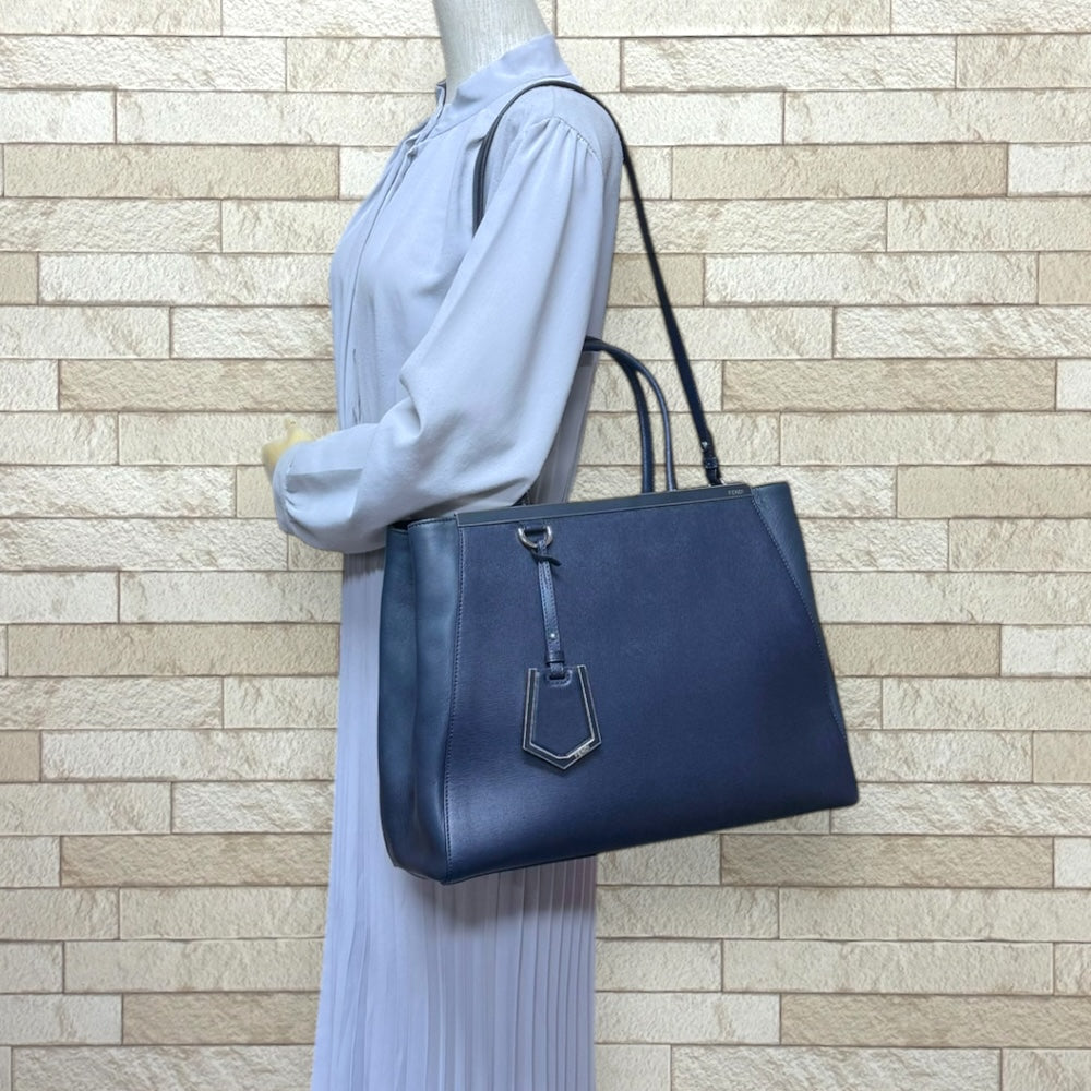 FENDI フェンディ トゥージュール ショルダーバッグ レザー ネイビー