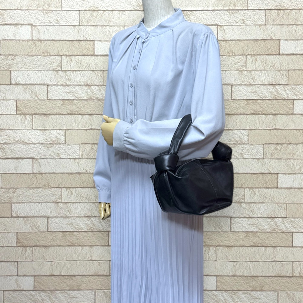 BOTTEGAVENETA ボッテガヴェネタ ダブルノット ハンドバッグ レザー