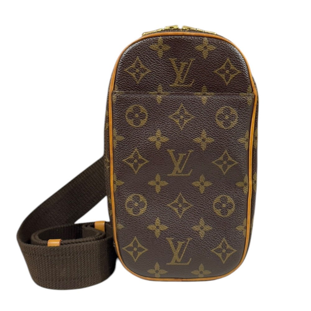 LOUIS VUITTON Louis Vuitton Pochette Gunge Monogram Body Bag
