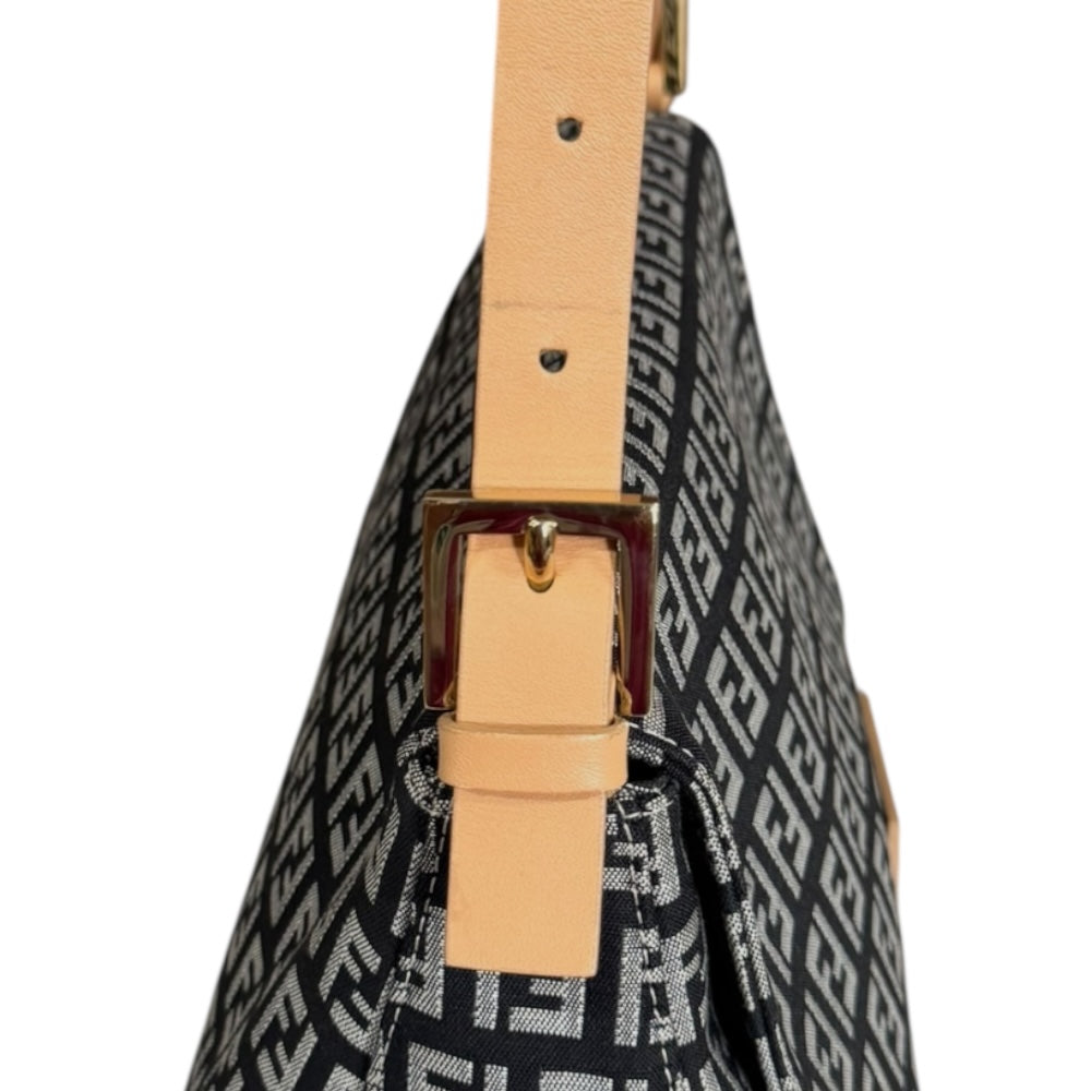 FENDI フェンディ マンマバケット ズッキーノ ショルダーバッグ