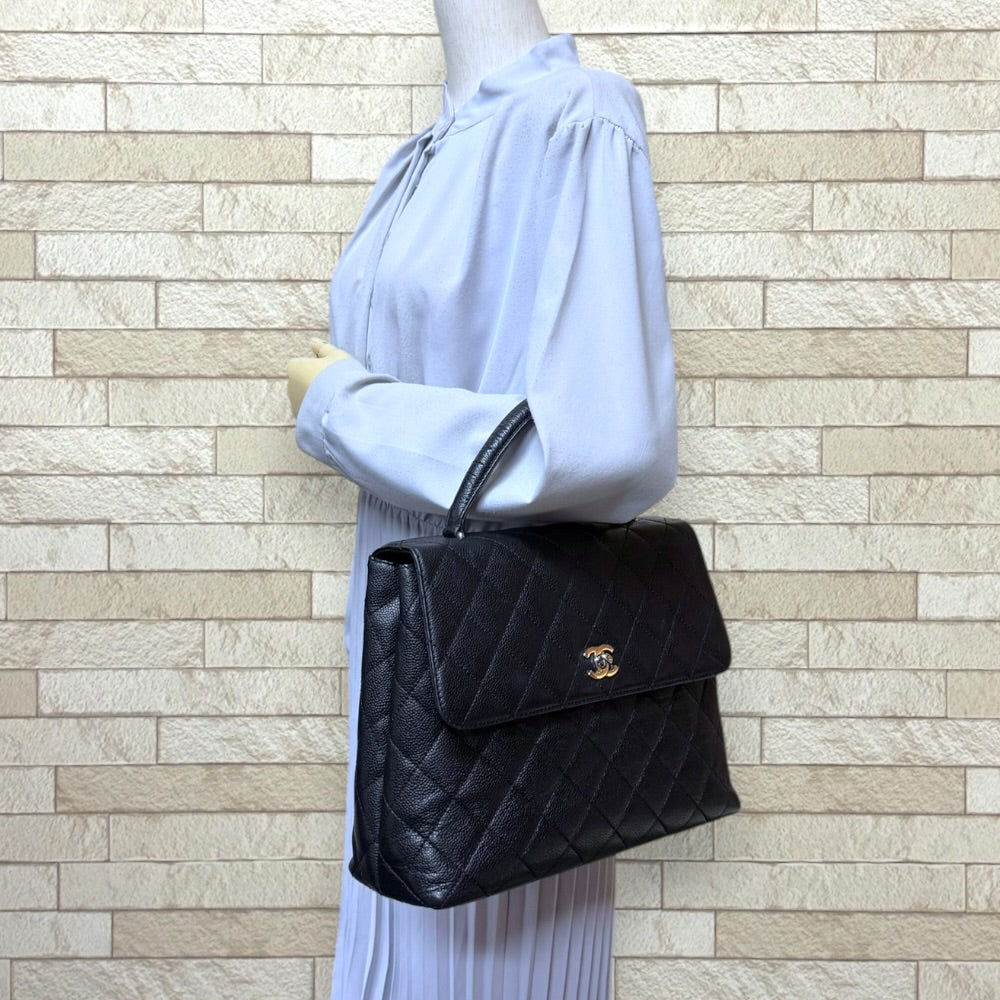 CHANEL シャネル トップハンドル マトラッセ ハンドバッグ キャビア