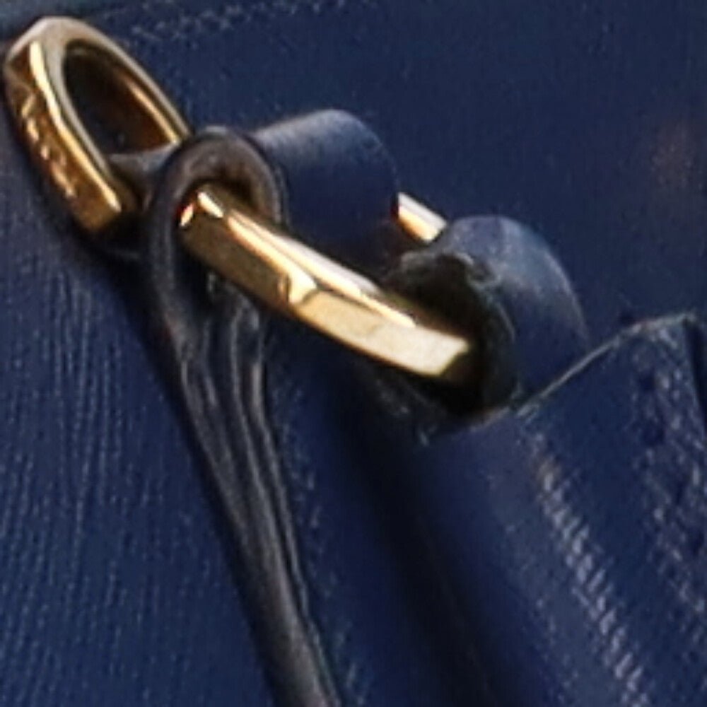 プラダ PRADA サフィアーノ ショルダーバッグ パテントレザー BLUETTE