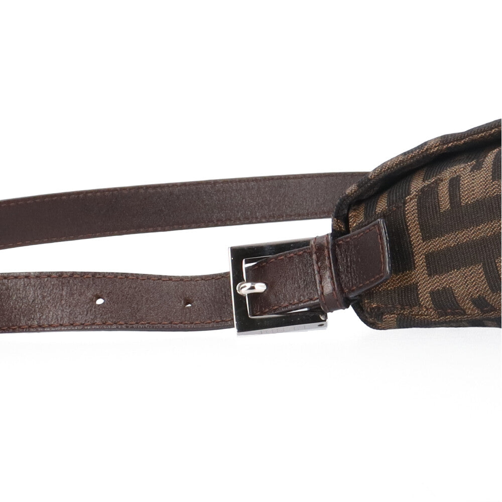 FENDI フェンディ マンマバケット ズッカ ショルダーバッグ