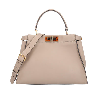 フェンディ　Fendi ピーカブー　セレリア　ミディアム　ベージュ　美品 FENDI フェンディ ミディアム ピーカブー レギュラー ショルダーバッグ