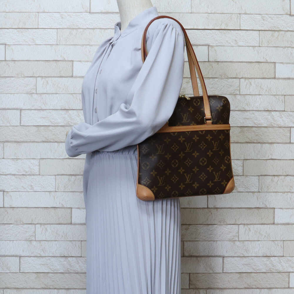 LOUIS VUITTON ルイヴィトン クーサンGM モノグラム ショルダーバッグ 