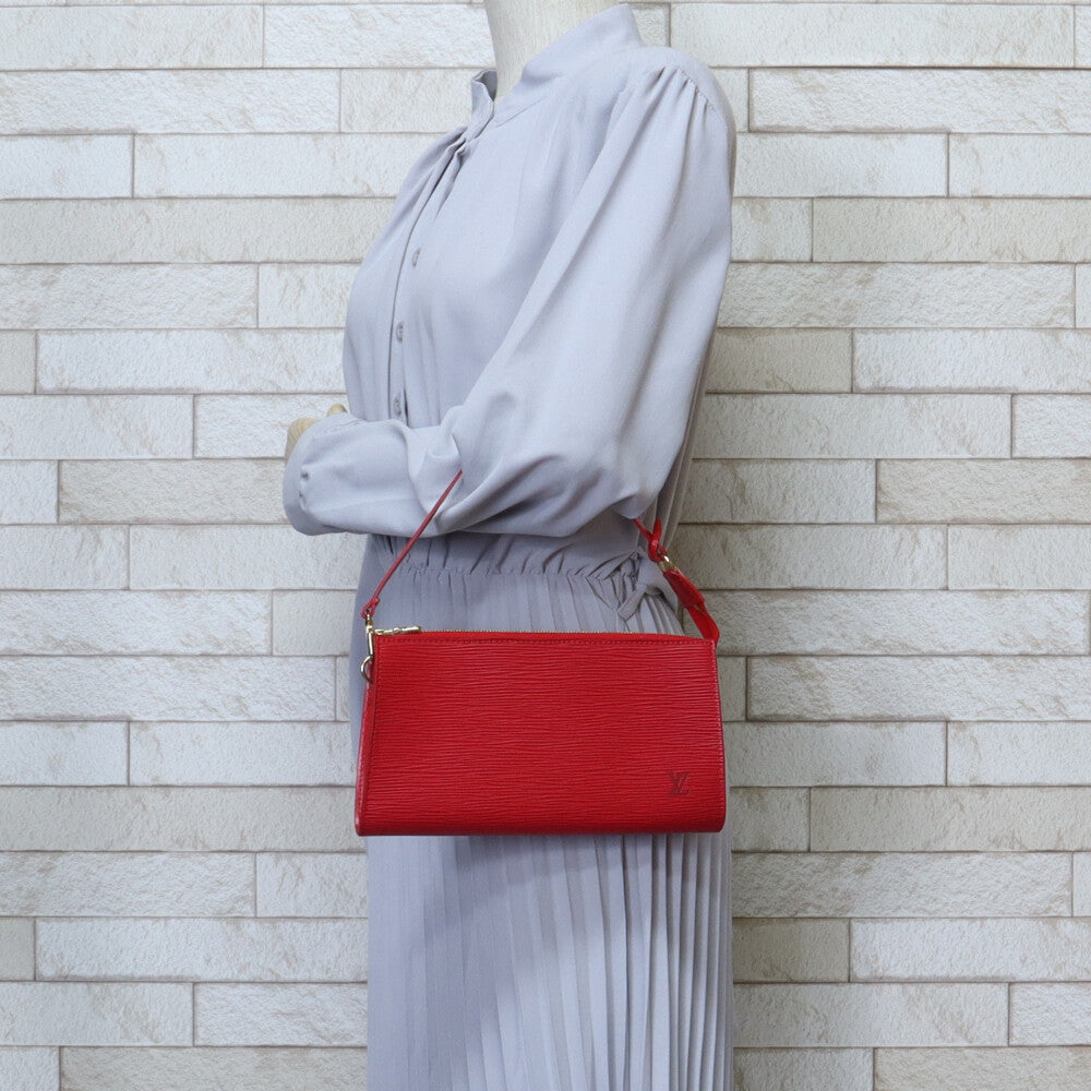 LOUIS VUITTON ルイヴィトン ポシェットアクセソワール エピ