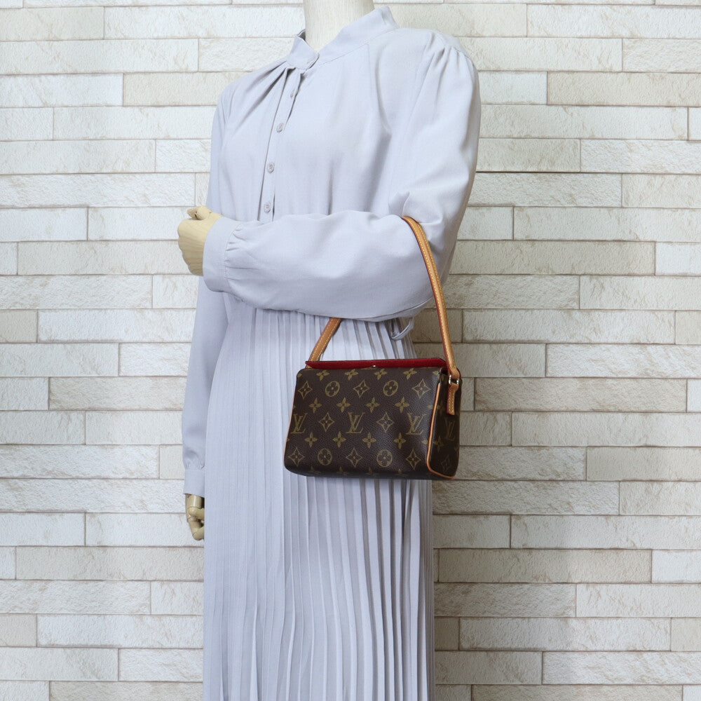 路易·威登（Louis Vuitton）路易·威登（Louis Vuitton – 【公式
