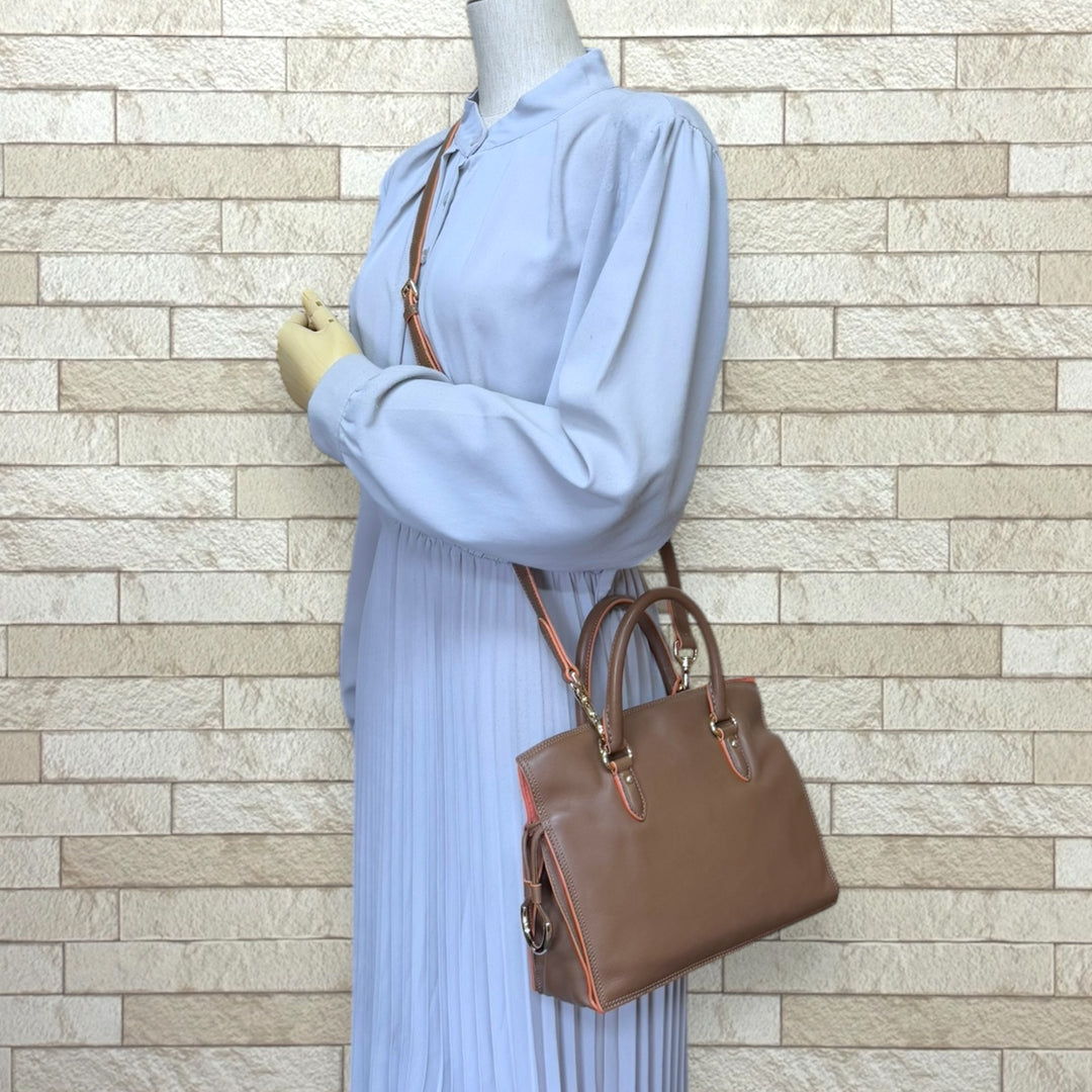 LOEWE ロエベ ミニバッグ アナグラム ショルダーバッグ レザー