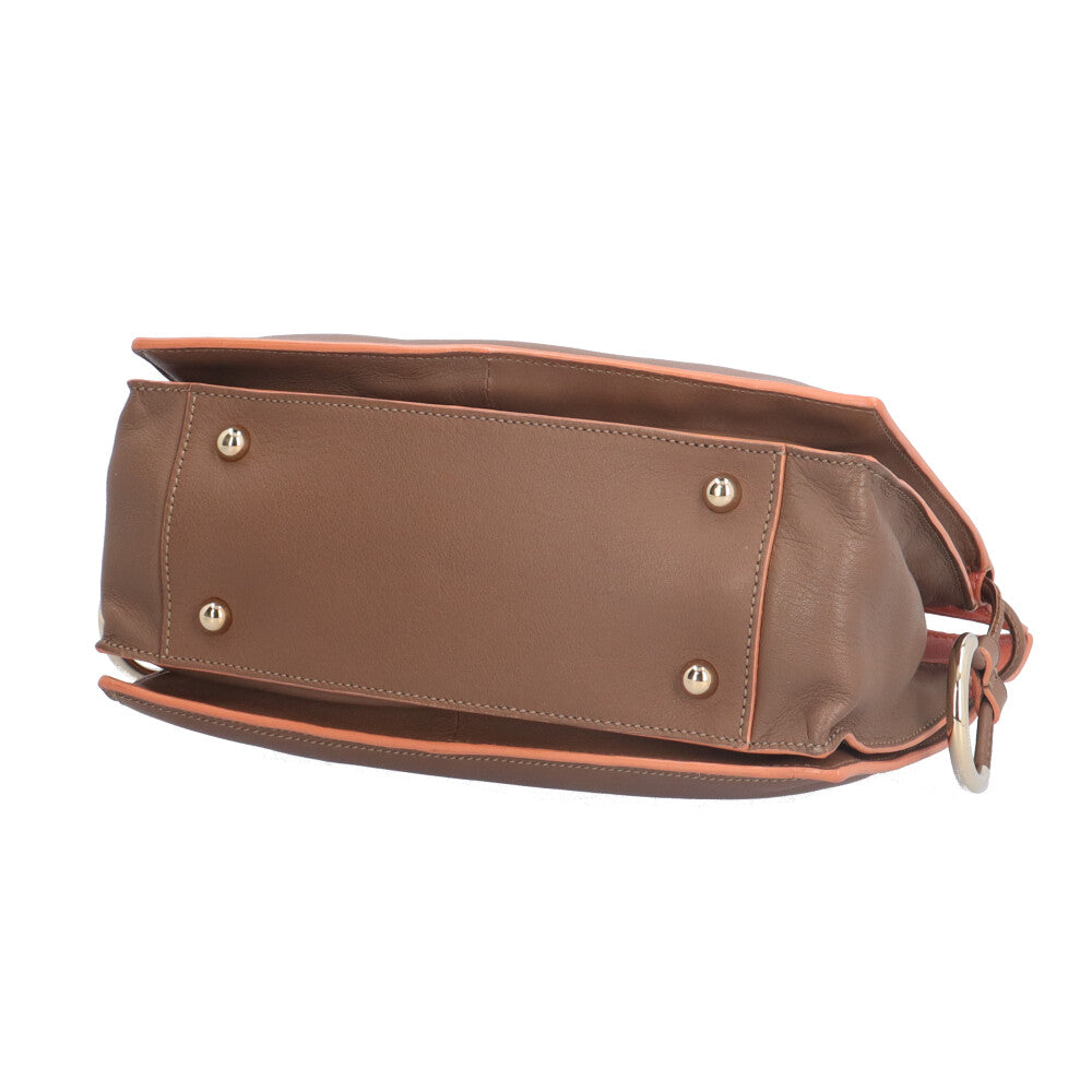 極 美品 ロエベ アナグラム ロゴ レザー ショルダーバッグ ブラウン ロエベ アナグラム ダイスポケット レザー ショルダーバッグ ブラウン