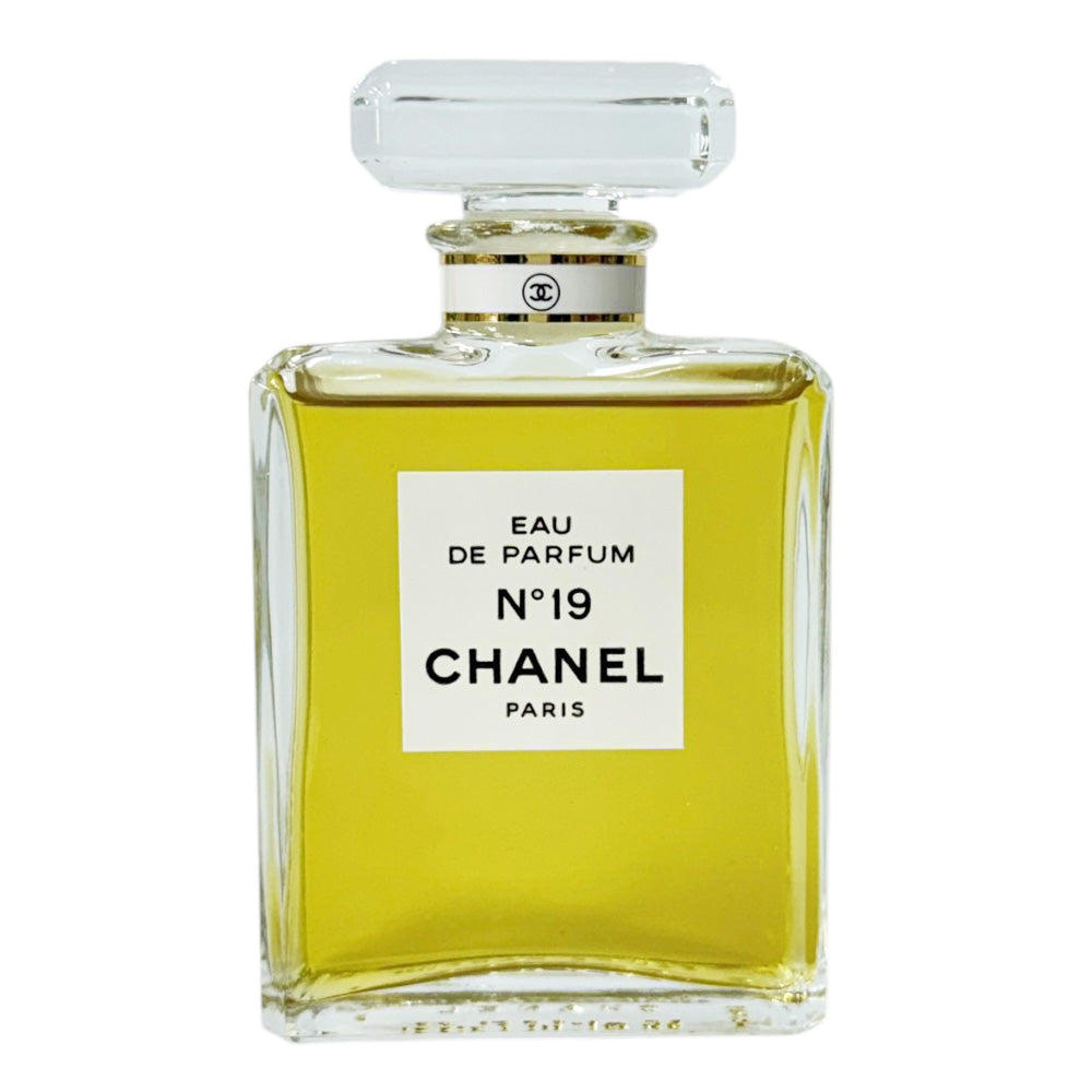 CHANEL シャネル EAU DE PARFUM N°19 香水 レディース 中古 – 【公式