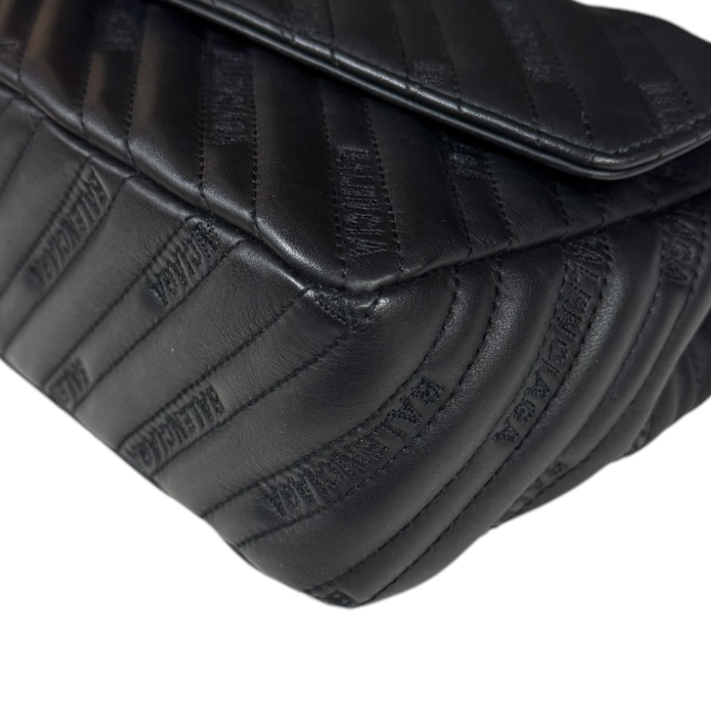 BALENCIAGA バレンシアガ ショルダーバッグ BBラウンド BALENCIAGA バレンシアガ BBラウンド ショルダーバッグ レザー