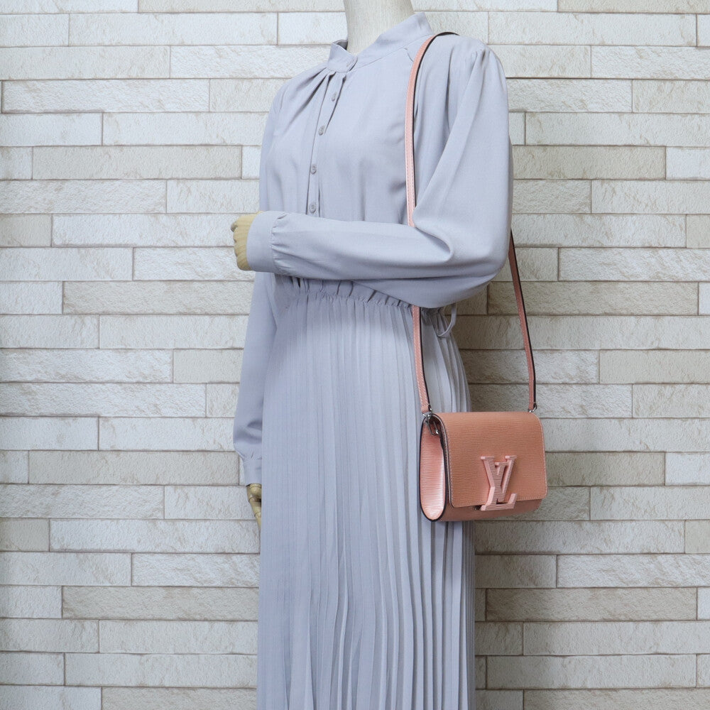 ルイヴィトン エピ ポシェット ルイーズ PM ショルダーバッグ 楽天市場】LOUIS VUITTON ルイ ヴィトン エピ ポシェット ルイーズPM