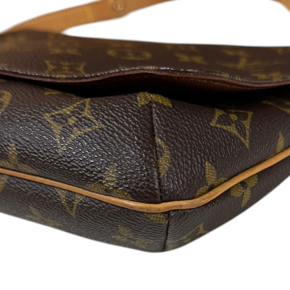 LOUIS VUITTON ルイヴィトン ミュゼットタンゴ ショート モノグラム