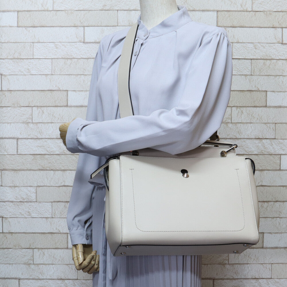 フェンディ FENDI ショルダーバッグ レザー ベージュ レディース 中古 