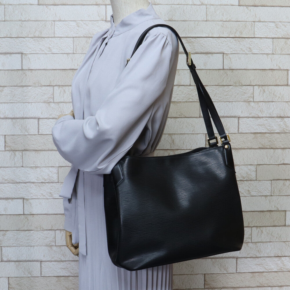 ルイヴィトン LOUIS VUITTON マンダラ エピ ショルダーバッグ