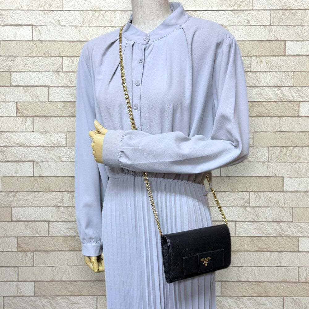 新品未使用 プラダ サファイアーノ マテリアル 中古・古着通販】PRADA (プラダ) サフィアーノレザー ショルダーバッグ