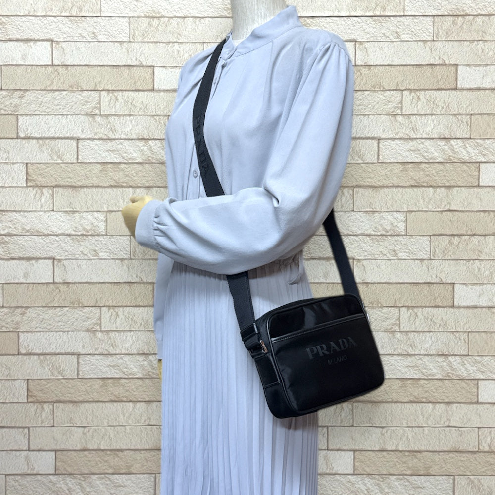 PRADA Shoulder Bag Nylon Black Women's Used – 【公式】リサイクル