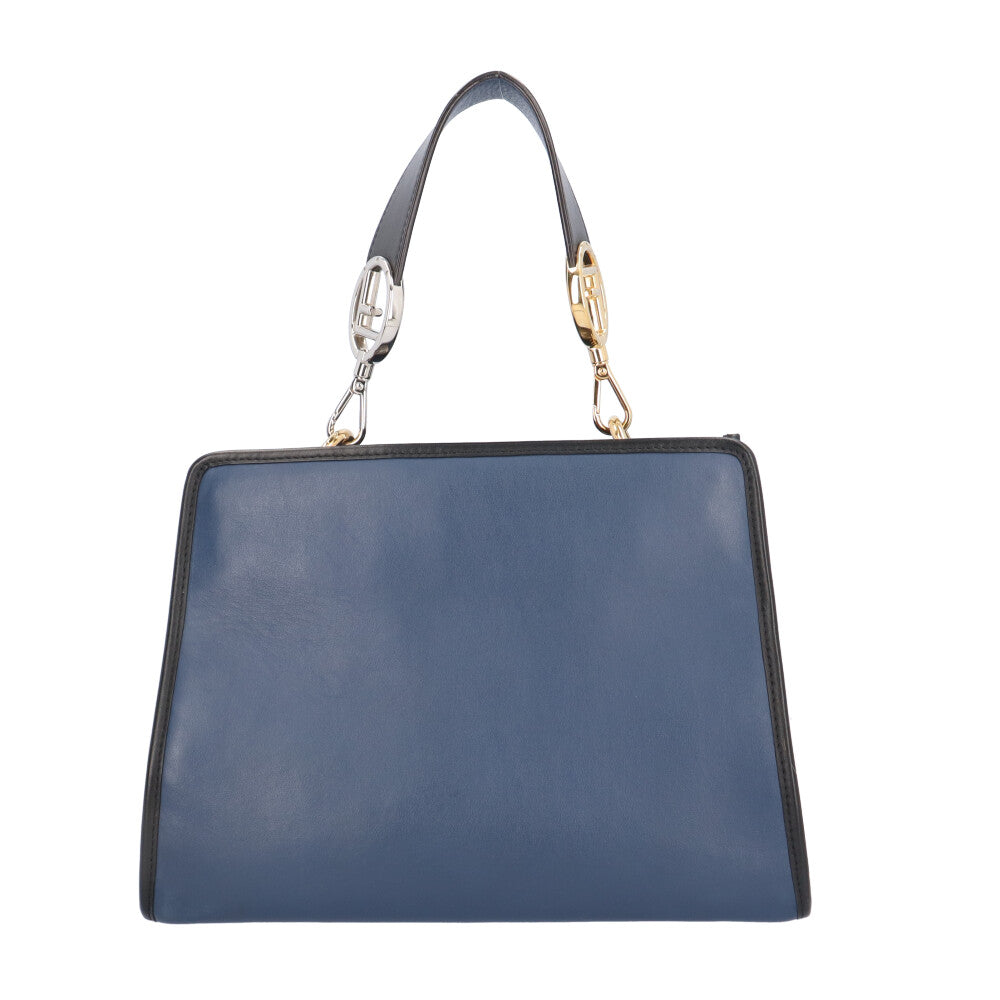 FENDI フェンディ　ショルダーバッグ　ラナウェイ FENDI フェンディ ラナウェイ スモール ショルダーバッグ レザー