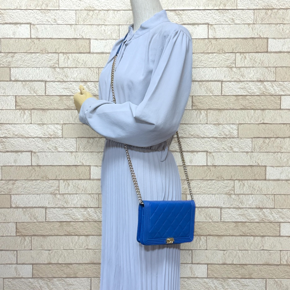 CHANEL シャネル ボーイシャネル ショルダーバッグ レザー ブルー