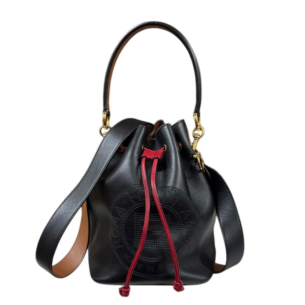 FENDI フェンディ モントレゾール ショルダーバッグ レザー ブラック 