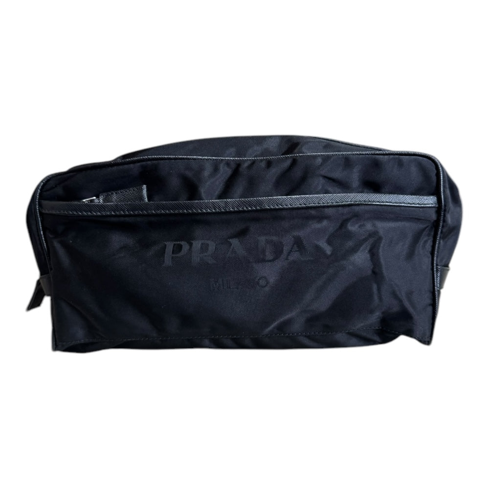 週末sale ‼️PRADA ブラック ガーメント　ハンガー付き送料込 盛夏お値下げ ‼️PRADA ブラック ナイロン ガーメント ハンガー