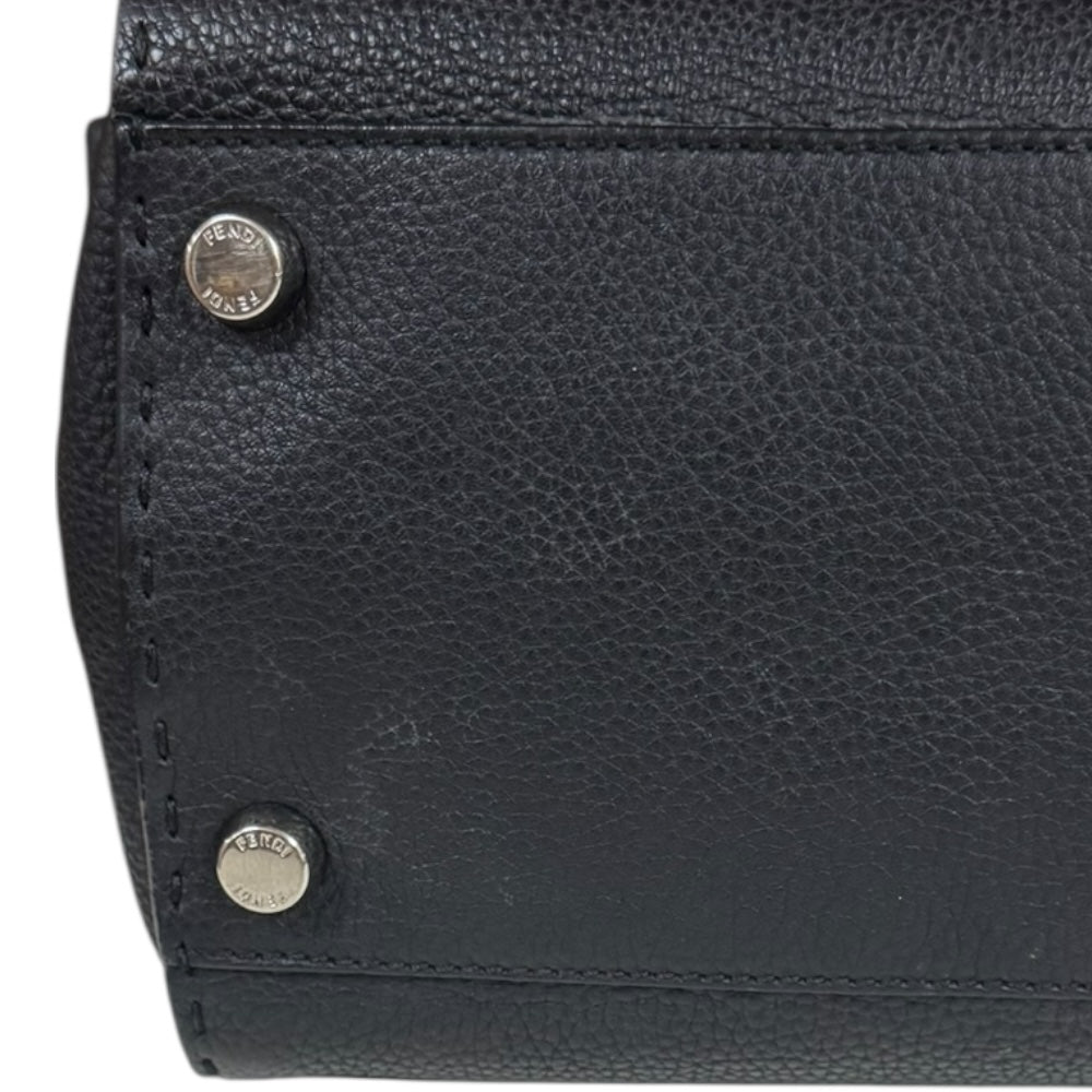 FENDI フェンディ ピーカブー セレリア ショルダーバッグ レザー