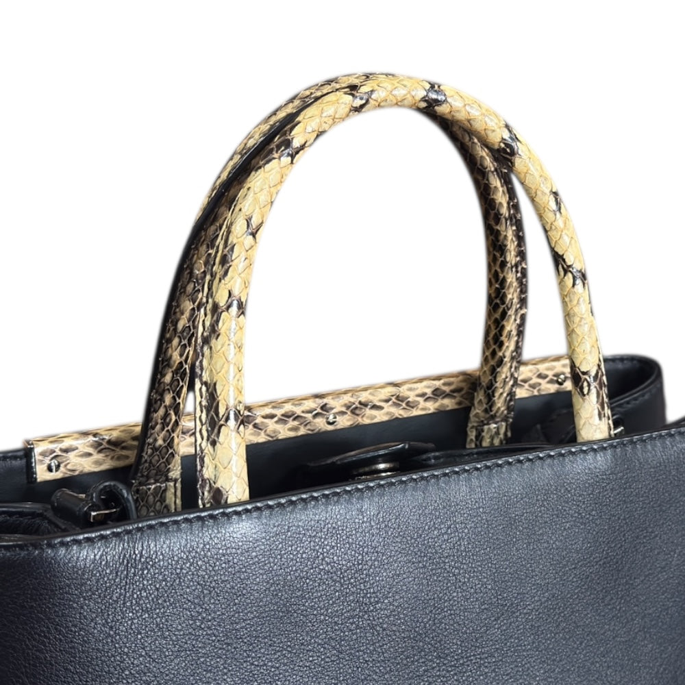 FENDI フェンディ プチトゥージュール ショルダーバッグ レザー