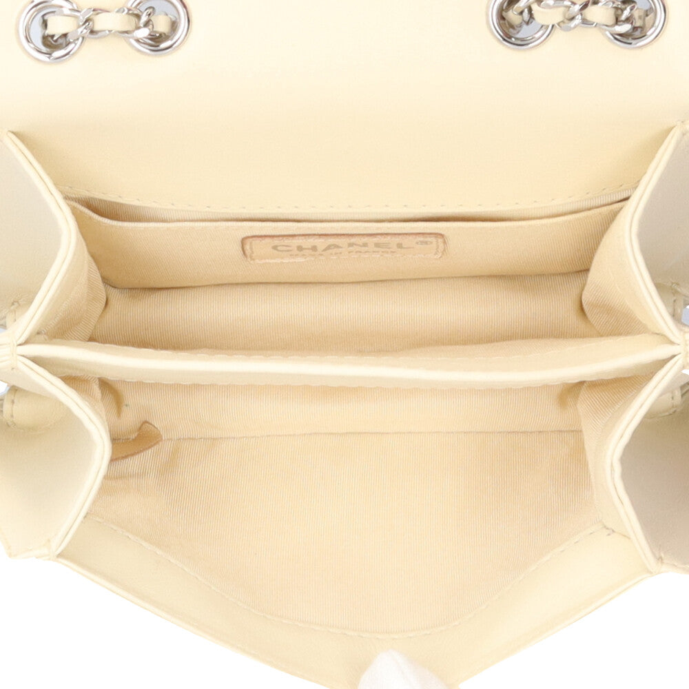 CHANEL シャネル ショルダーバッグ レザー ホワイト レディース