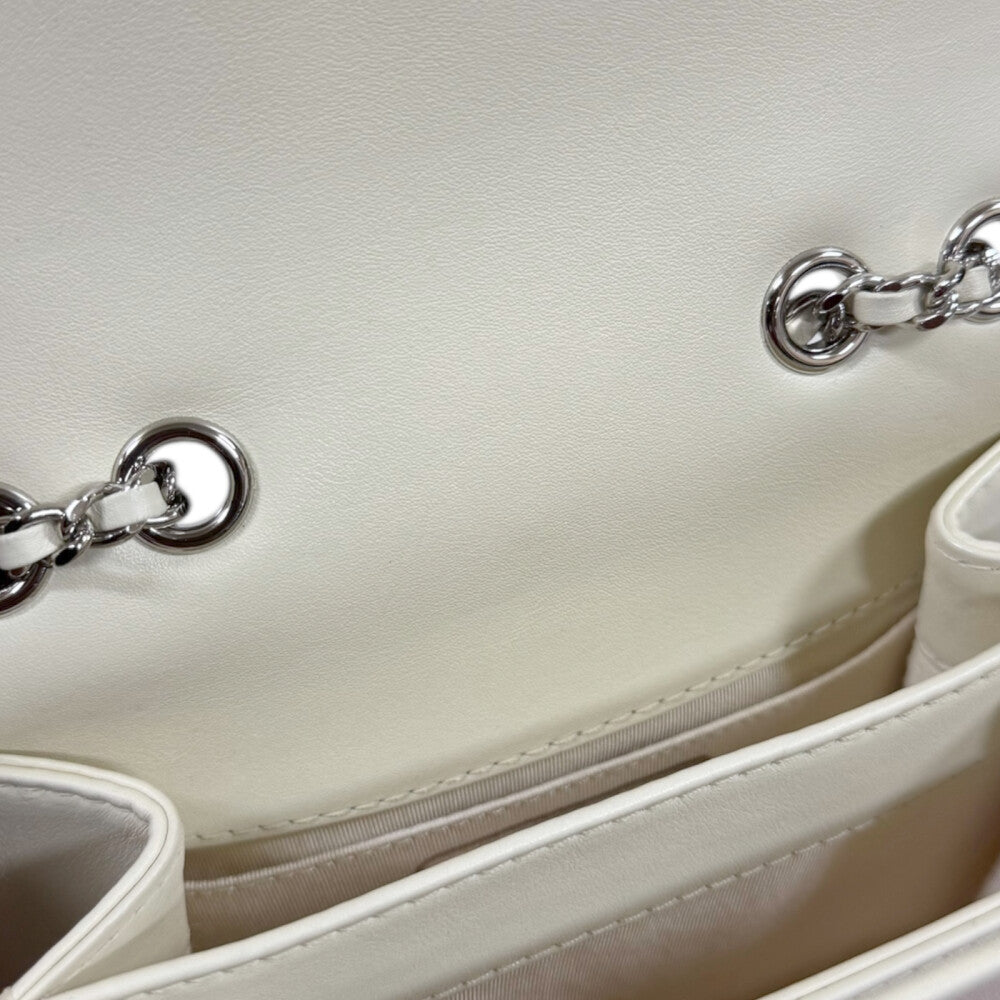 CHANEL ホワイトレザー ショルダーバッグ シャネル☆バッグ レザーホワイト