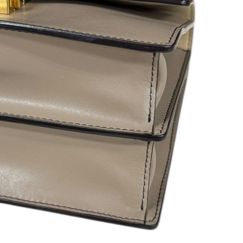 FENDI フェンディ ミニキャナイ ショルダーバッグ レザー ブラック