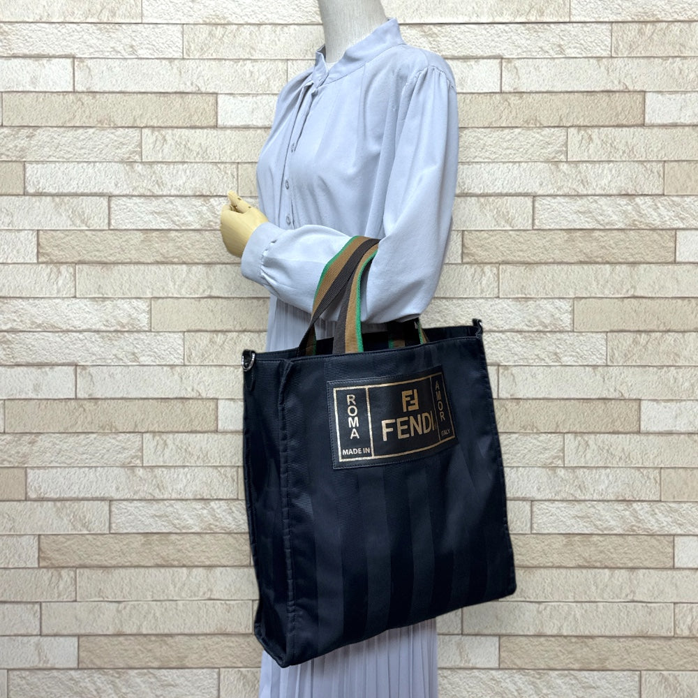 FENDI フェンディナイロン×レザートートバッグブラック