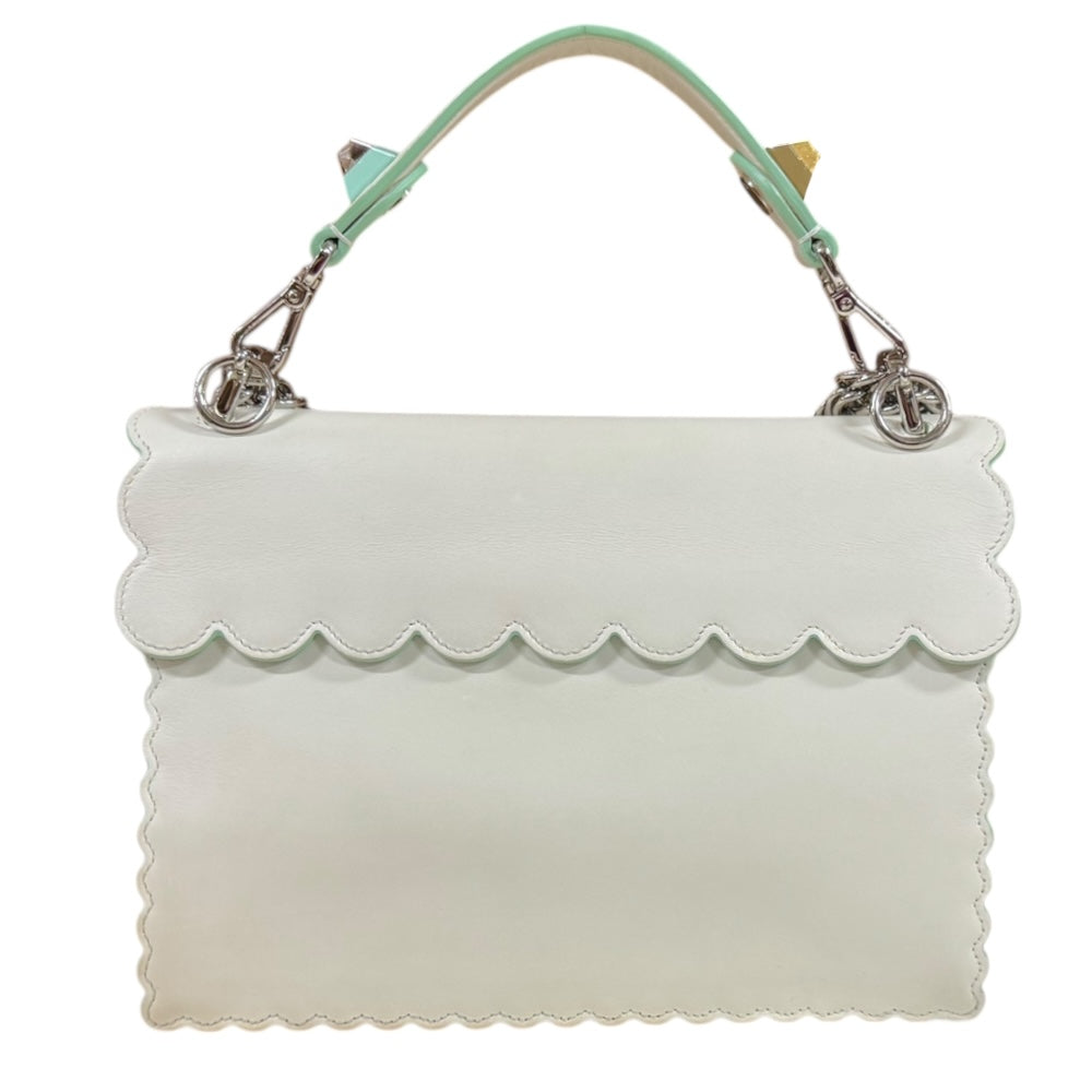 FENDI フェンディ キャナイ ショルダーバッグ レザー ホワイト