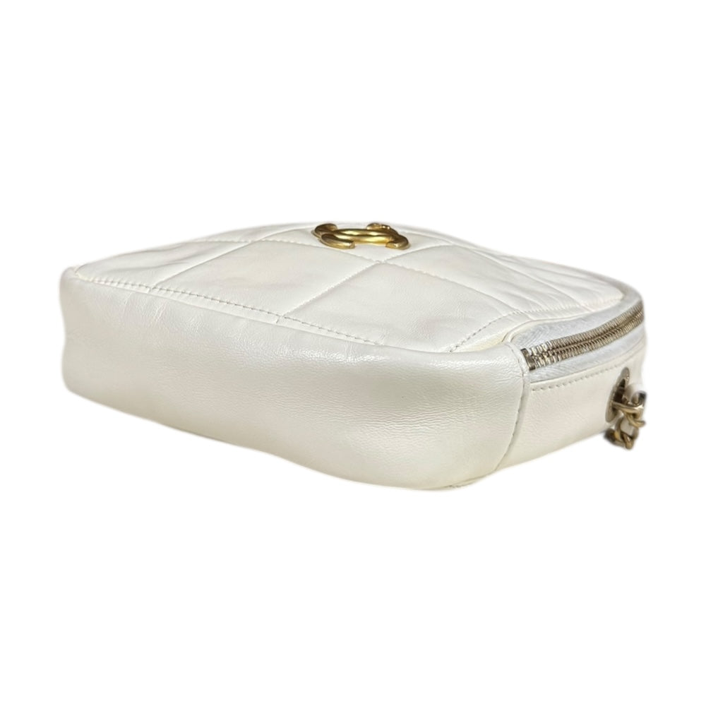 CHANEL シャネル マトラッセ ショルダーバッグ ラムスキン ホワイト