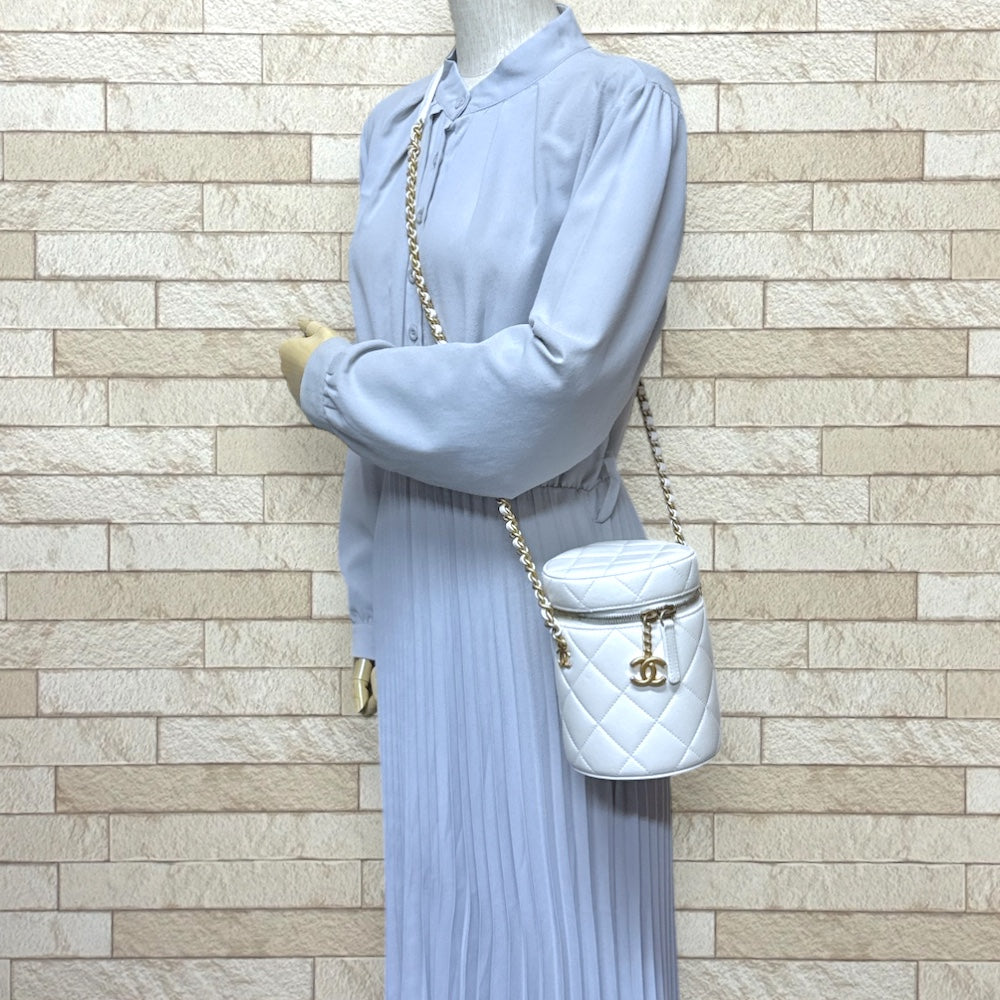 CHANEL シャネル バニティチェーンショルダー マトラッセ ショルダー 