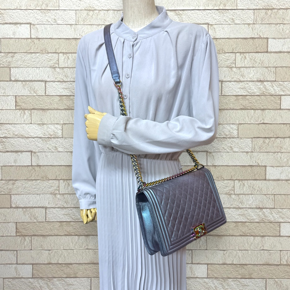 CHANEL シャネル ボーイシャネル ショルダーバッグ レザー パープル 