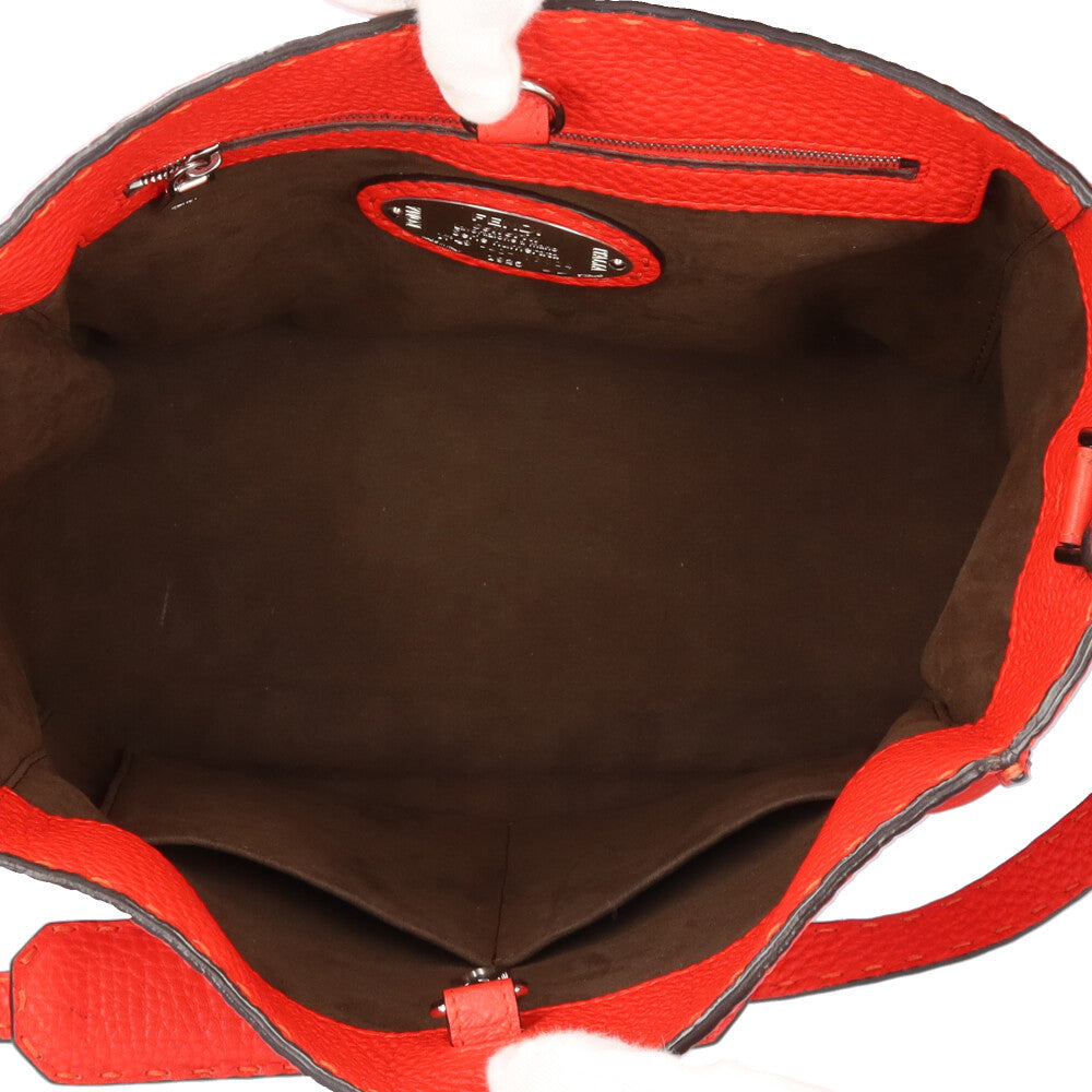 FENDI フェンディ アンナ スモール セレリア ショルダーバッグ レザー