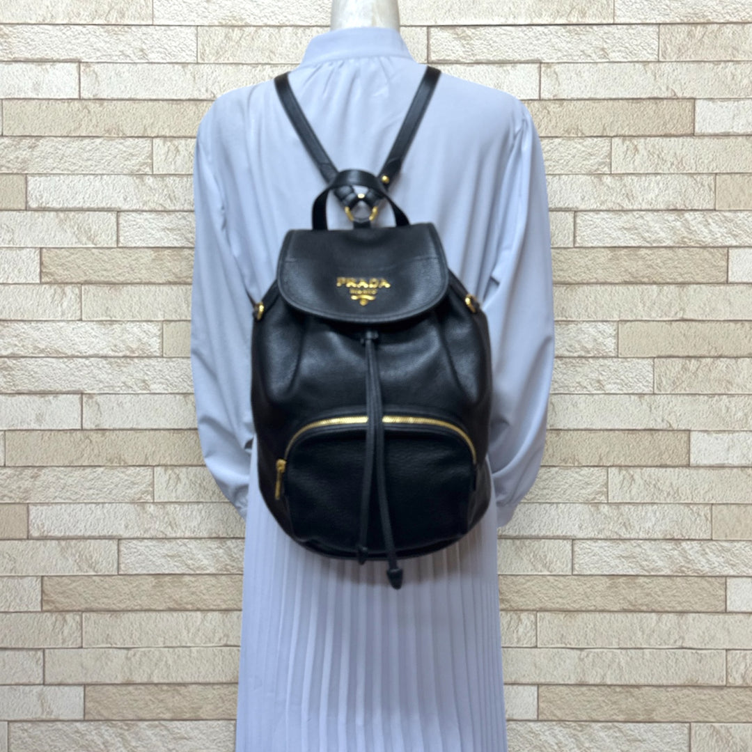 PRADA プラダ リュック・デイパック レザー レディース 中古 – 【公式