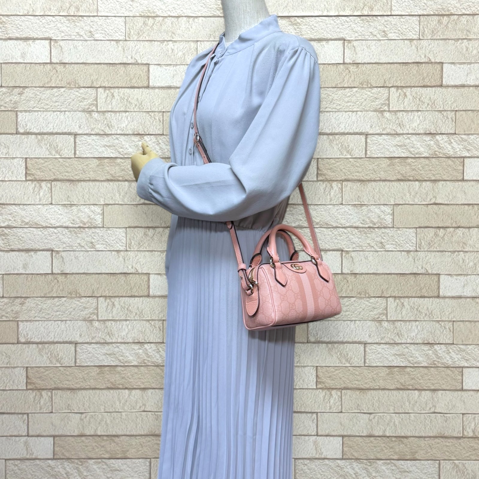 Gucci 【グッチ】 　GGスプリームショルダーバッグ　 ピンク グッチ ショルダーバッグ GG スプリーム レザー ピンク GUCCI