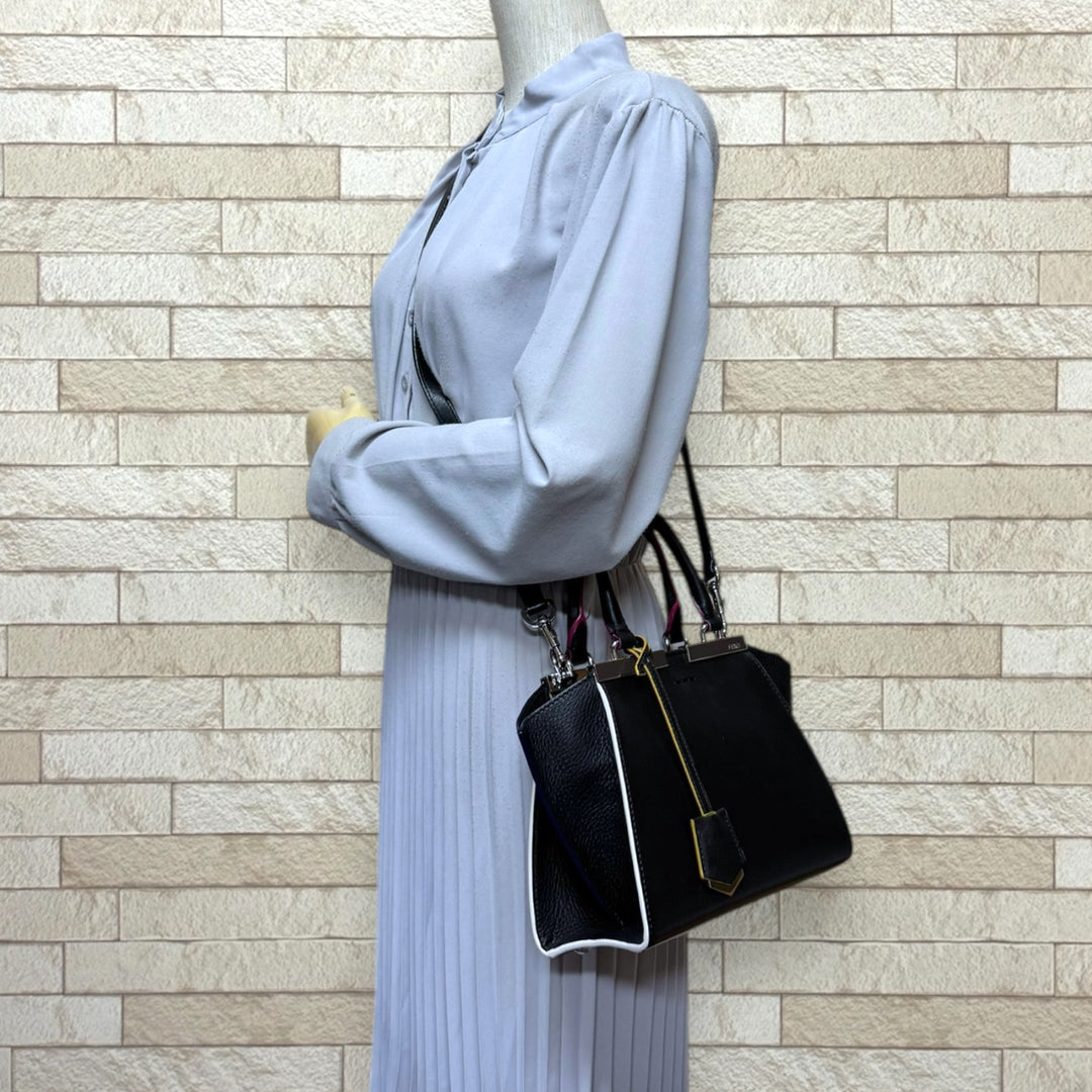 FENDI フェンディ プチトロワジュール ショルダーバッグ レザー